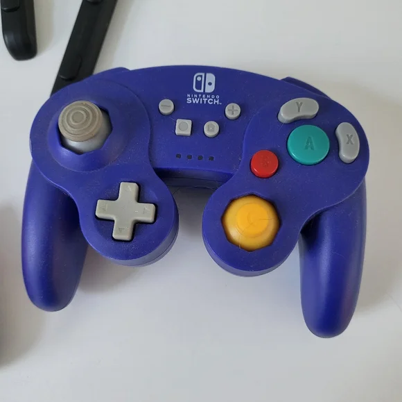 Nintendo Switch Accessories - Picture 2 of 6